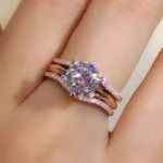 kf-Sfa162d0d51cb440ab609a80973419b16X-Huitan-Unique-Rose-Gold-Color-Rings-for-Women-Classic-6-Claws-Designed-Cubic-Zirconia-Rings-Wedding