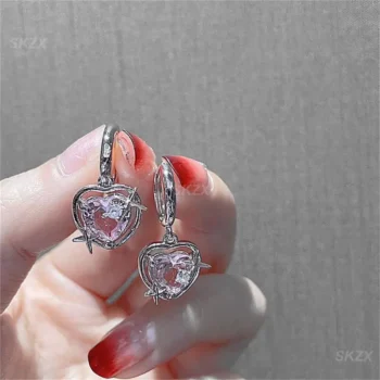 Vintage geometric heart-shaped zircon stud earrings